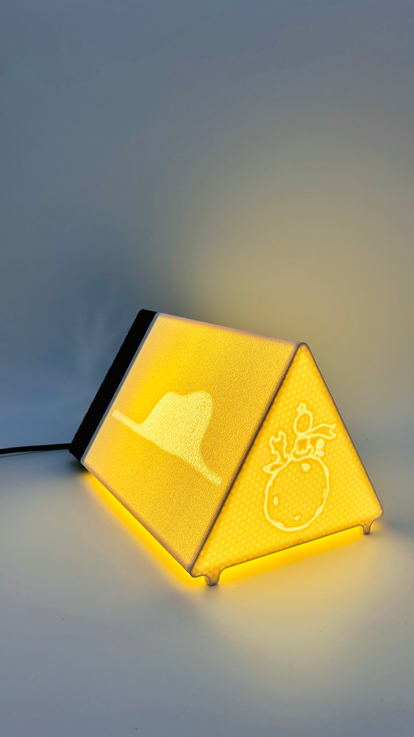 The Little Prince bookrest lamp