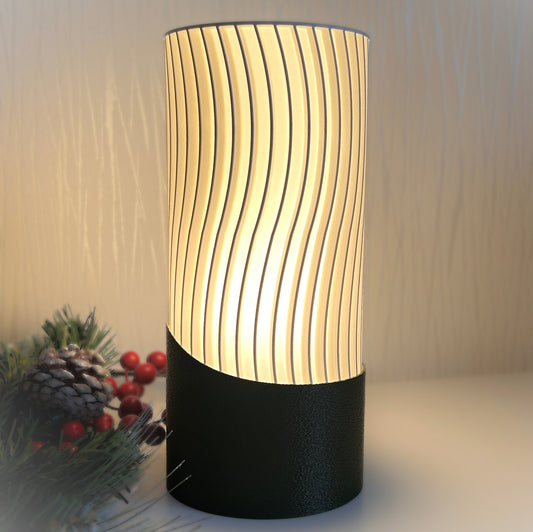 Wavy 3D Printed LED Lamp „BANGA“