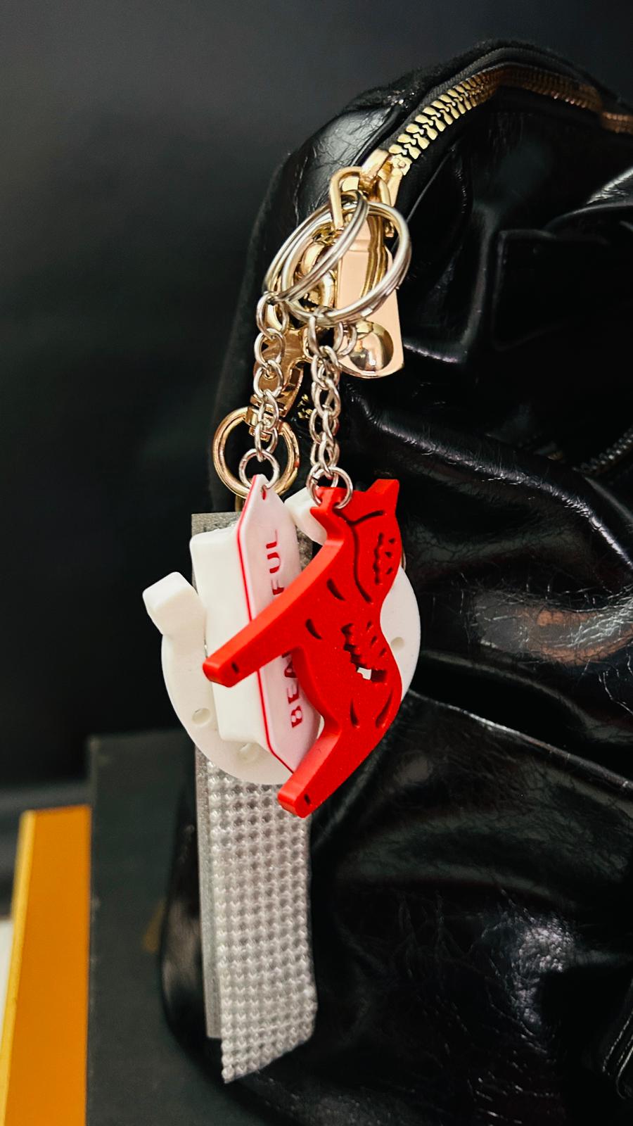 Jaungada veiksmes talismanu komplekts – sarkanais zirgs un pakavs kā spēka, veiksmes un aizsardzības simboli Jaunajam gadam